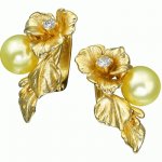 Golden earrings Pearl fantasy