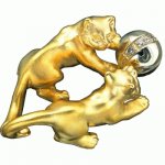 Golden pendant The game