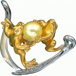 Golden pendant Frog